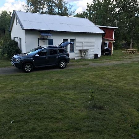 Vacker Hus I Naturen Froseke Экстерьер фото