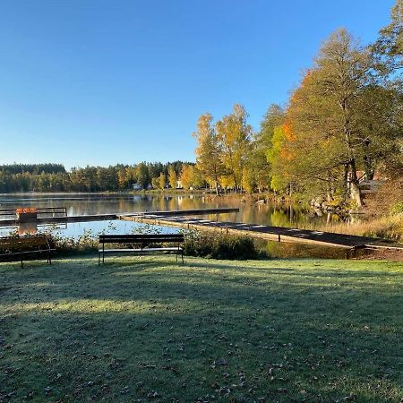Vacker Hus I Naturen Froseke Экстерьер фото