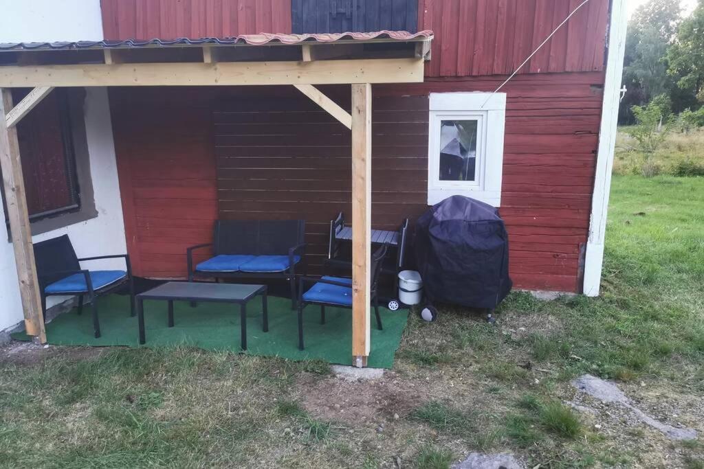 Vacker Hus I Naturen Froseke Экстерьер фото