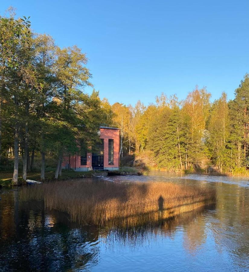 Vacker Hus I Naturen Froseke Экстерьер фото